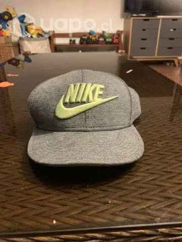 Gorro Nike gris - Imagen 3