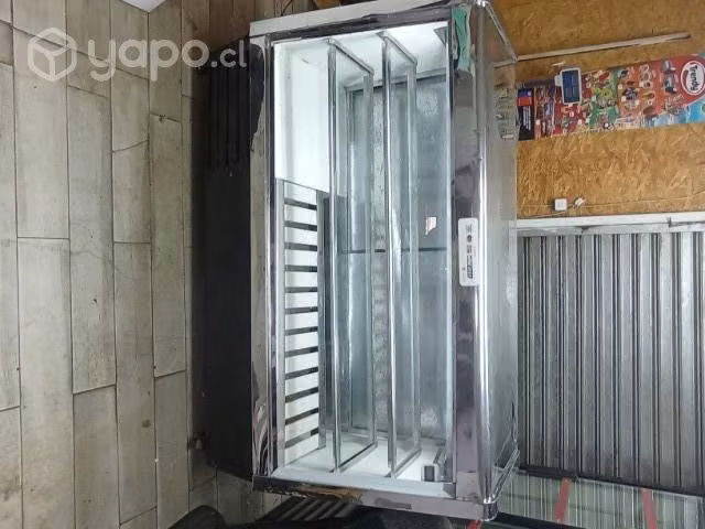 Vitrina por término de giro conversable
