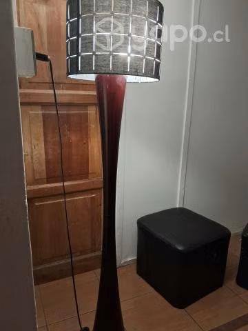Lámpara de pie