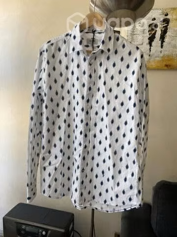 Camisa de hombre nueva