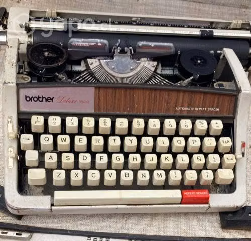 Maquina De Escribir Brother Deluxe 1522 Años 70 C