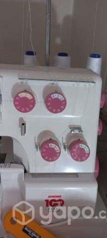 Maquina overlock - Imagen 3