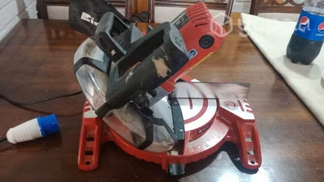 Engletadora más mesa