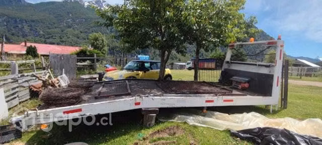 Carroceria para grua en perfecto estado