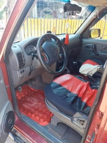 Camioneta 4x4 mahindra pickup 2.6