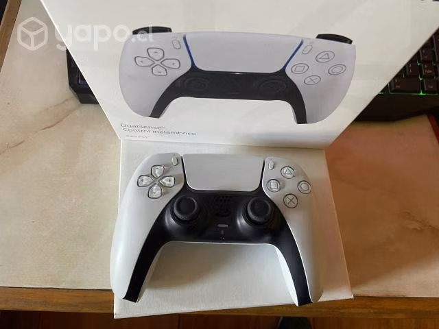 Mando de ps5 sin detalles