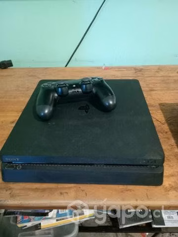 Ps4 slim con mando y 6 juegos