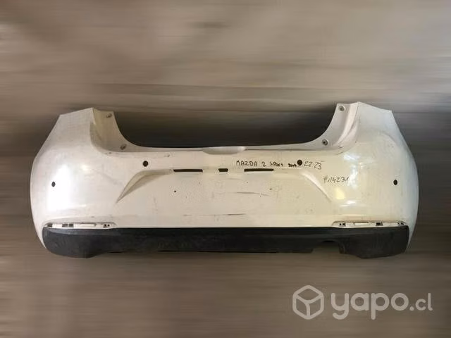 Parachoque trasero Mazda 2 sport 2022 2023