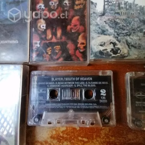 Lote de cassettes metal.