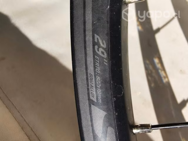 Llanta syncros aro 29 con maza shimano