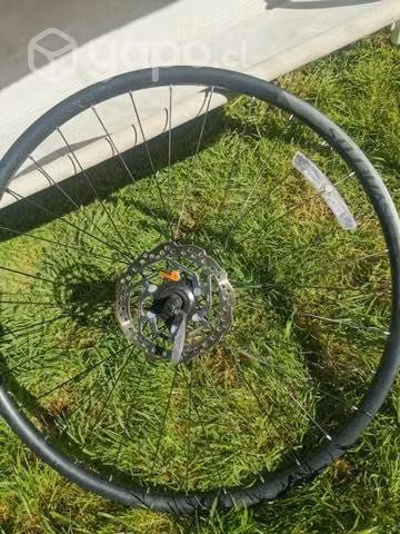 Llanta syncros aro 29 con maza shimano