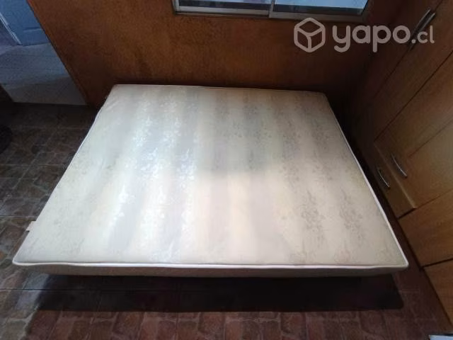 Cama dos plazas Rosen+cubre colchón+faldón