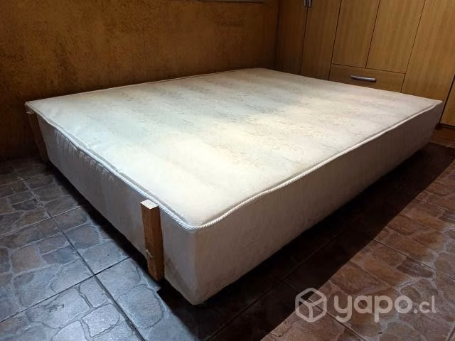 Cama dos plazas Rosen+cubre colchón+faldón