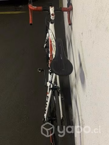 Bicicleta de ruta Fuji Roubaix excelente estado - Imagen 2
