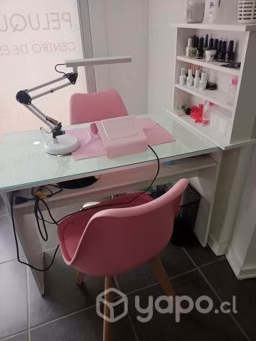 Set manicure