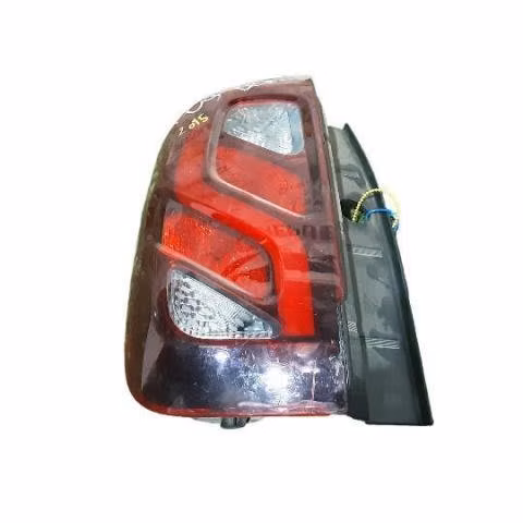Foco izquierdo renault duster 2015