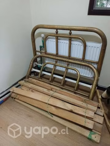 Cama de bronce con colchón - Imagen 2
