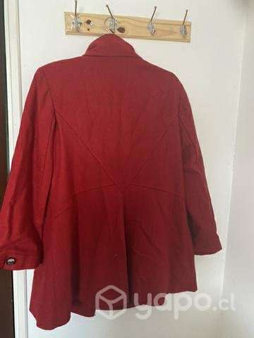 Abrigo rojo - Imagen 3