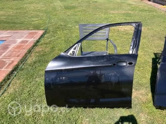 dos puertas delanteras BMW X1