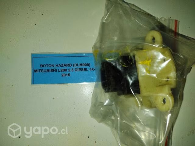 Botón Hazard (DLM009) Mitsubishi L200 2.5 Diesel
