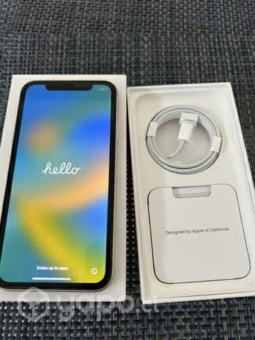 IPhone 11 excelente condición