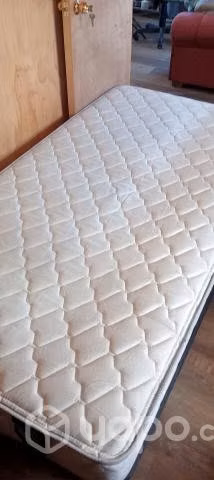 Cama de una plaza y media Rosen