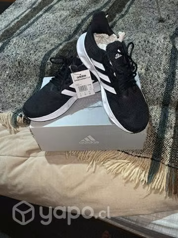 Zapatillas hombre nuevas 41.5