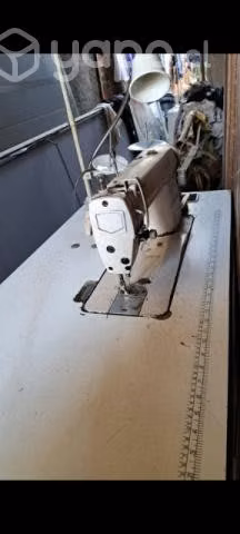 Maquina overlok y recta