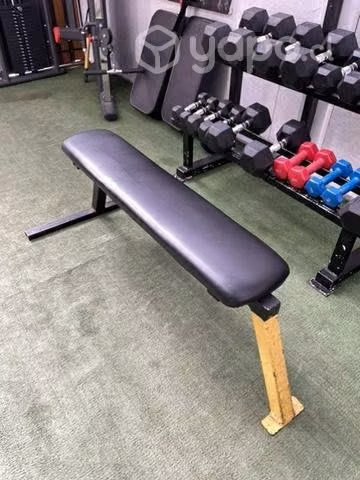 Banco plano para ejercicio de gimnasio