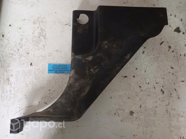 Tapiz Cubre Pilar Delantero Inferior Izq SSangyong