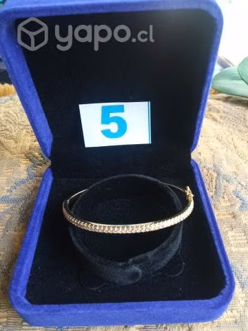 Esclavas enchapadas en oro 18k