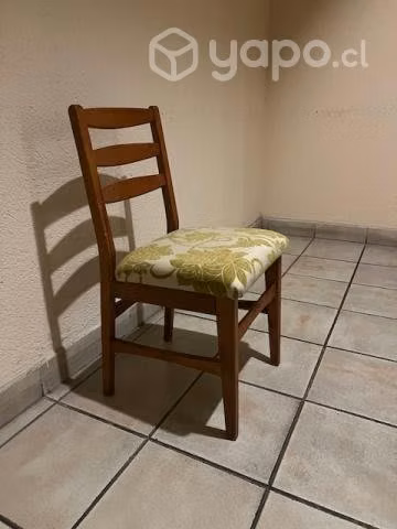 2 sillas antiguas
