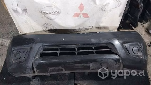 Parachoque Nissan Np
