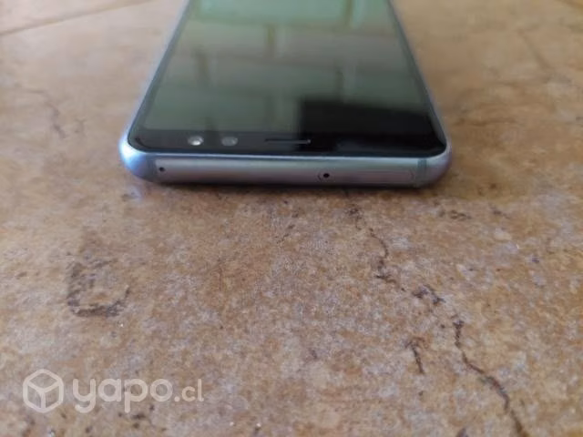 Celular A8 2018