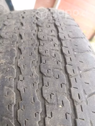 04 neumáticos 245/70/R16, 25 mil cada uno - Imagen 3