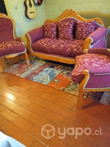 Sofa + Sitiales