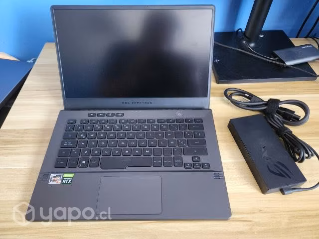 Asus ROG Zephyrus Ryzen 7 16GB RAM RTX 3050