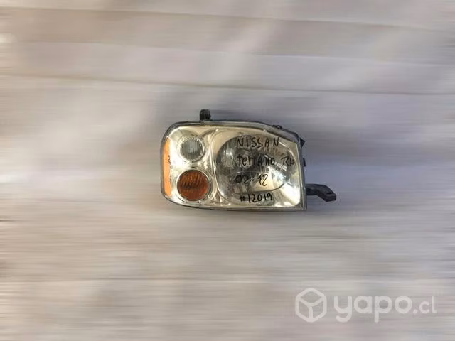 Óptico rh Nissan Terrano 2002-2012