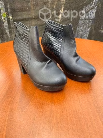 Zapatos marca Alma nuevos