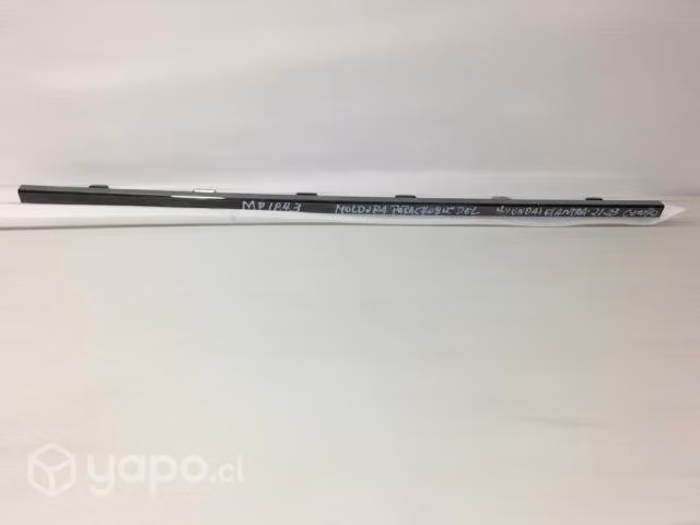 Moldura de parachoque delant hyundai elantra 21-23