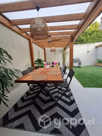 Casa En Venta En Condominio Barrio Central, Maipú