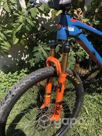 polygon trip dirt jump