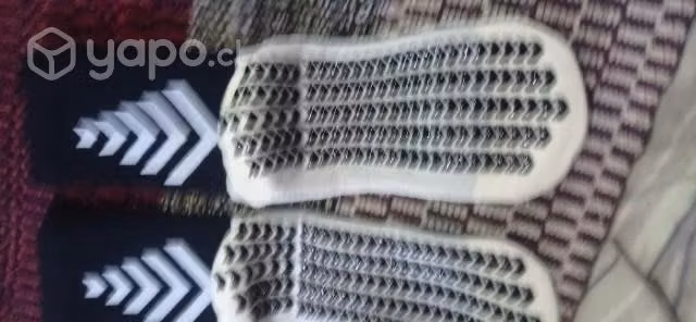 Calcetas antideslizantes + cubre calcetas (negras)