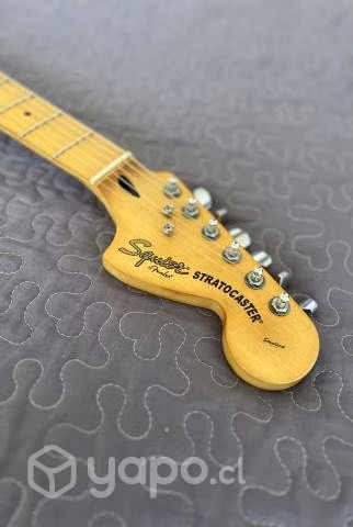 Guitarra eléctrica Fender + Amplificador Marshall