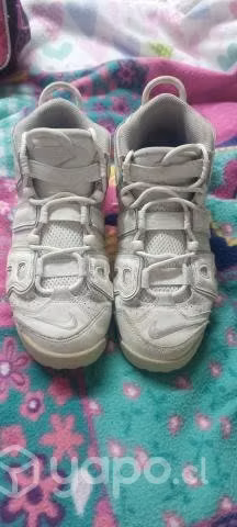 Nike Air More Uptempo- 38 color crema - Imagen 3