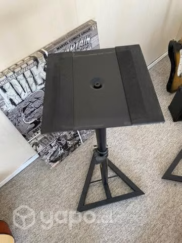 Atril base soporte para parlantes