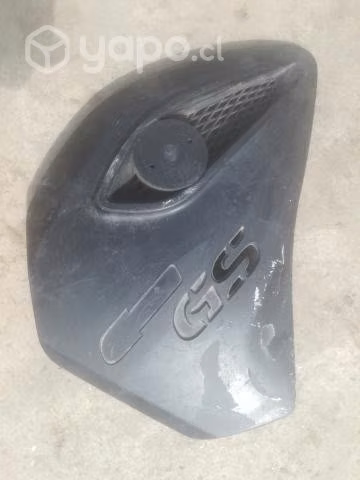 Tapa BMW tanque lateral izquierdo (3.7)