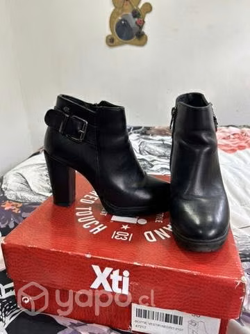 Zapatos nuevos y semi nuevos