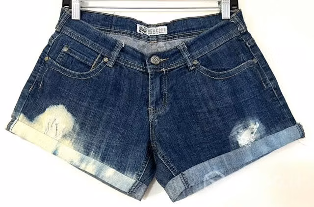 Short Elásticado Marca Sachi Talla 40 Usado