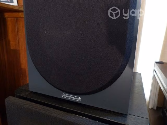 Parlantes Monitor Audio BRONZE 100W BOOKSHELF WALN